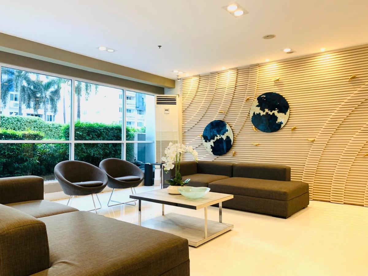 Sea 2-Br Unit With Free Parking Near Mall Of Asia Pasay Exterior foto