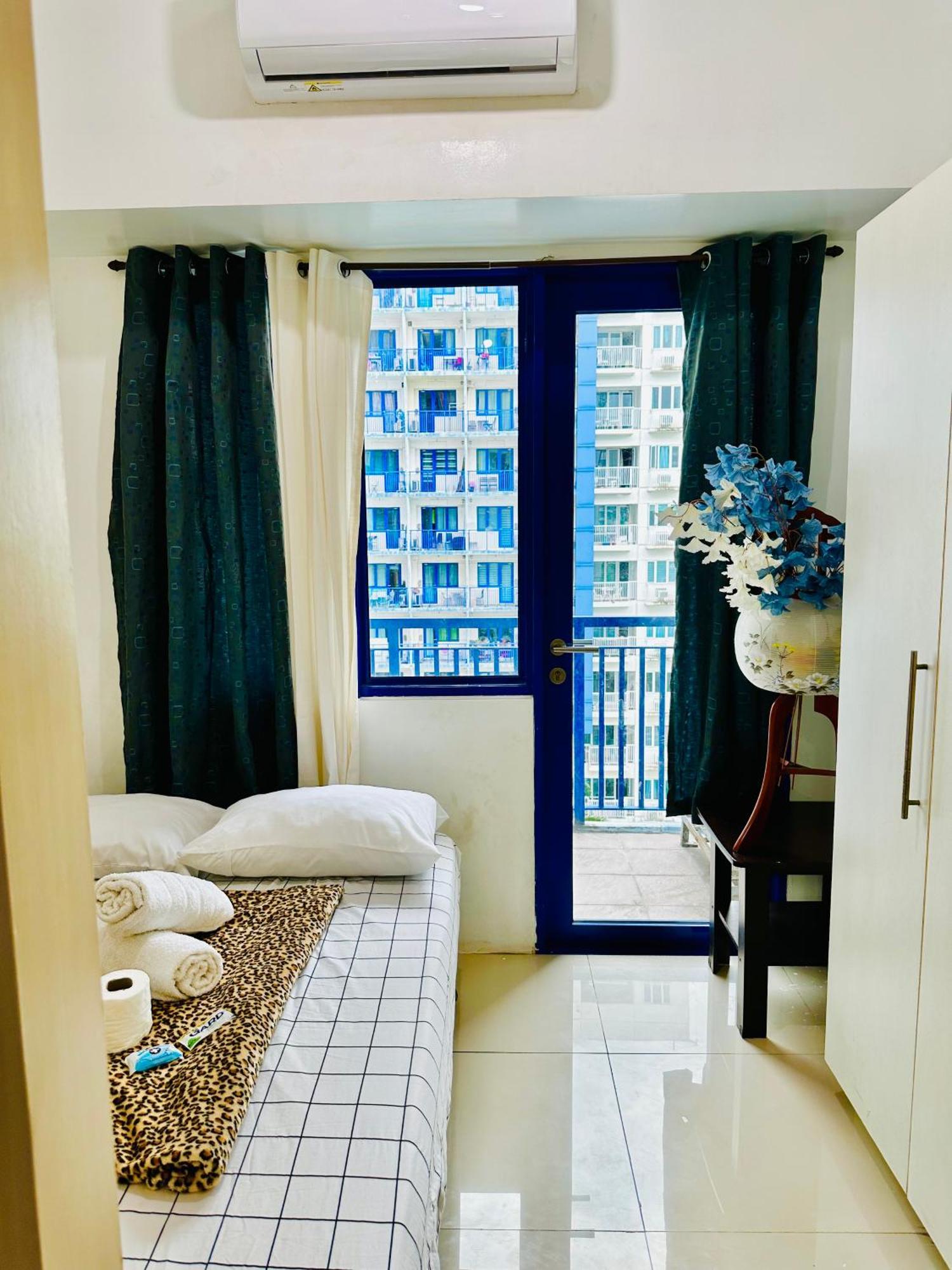 Sea 2-Br Unit With Free Parking Near Mall Of Asia Pasay Exterior foto